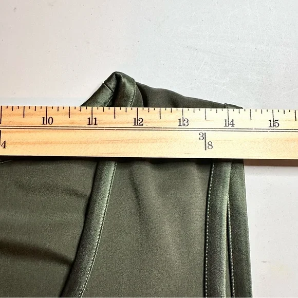 Vtg St. John Black Label Sz 10 Top Green Silk Blend Sleeveless Tank Luxury Layer - Picture 9 of 12